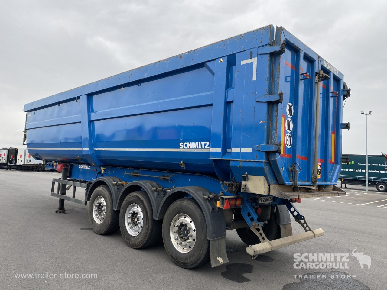 SCHMITZ Tipper steel half pipe body 46m³ - Kallur-poolhaagis: pilt 3 SCHMITZ Tipper steel half pipe body 46m³ - Kallur-poolhaagis: pilt 3