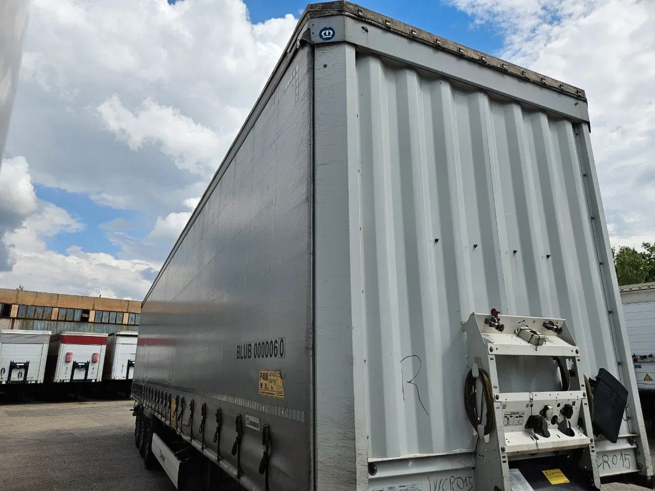 Krone SD XL Code - Tentpoolhaagis: pilt 2 Krone SD XL Code - Tentpoolhaagis: pilt 2