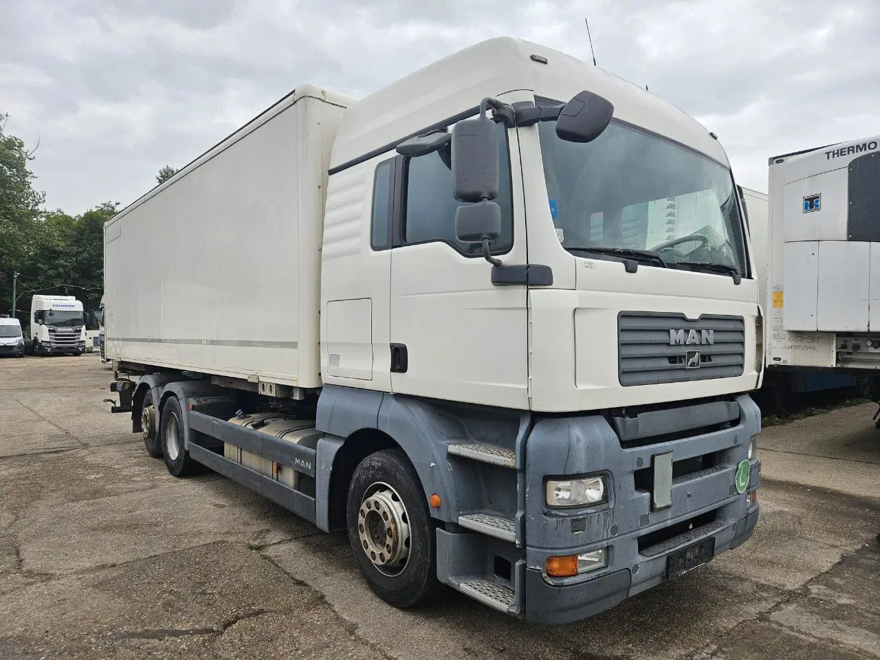 MAN TGA 26.400 BDF Tail Lift Euro5, New Smart2 Tacho - Konteinerveduk/ Tõstukiga veoauto: pilt 2 MAN TGA 26.400 BDF Tail Lift Euro5, New Smart2 Tacho - Konteinerveduk/ Tõstukiga veoauto: pilt 2