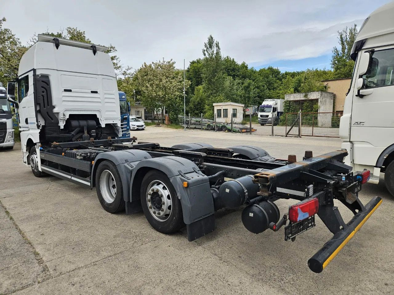 MAN TGX 26.470 XXL BDF 6x2 2 units, NAVI, Lift Axle - Konteinerveduk/ Tõstukiga veoauto: pilt 5 MAN TGX 26.470 XXL BDF 6x2 2 units, NAVI, Lift Axle - Konteinerveduk/ Tõstukiga veoauto: pilt 5