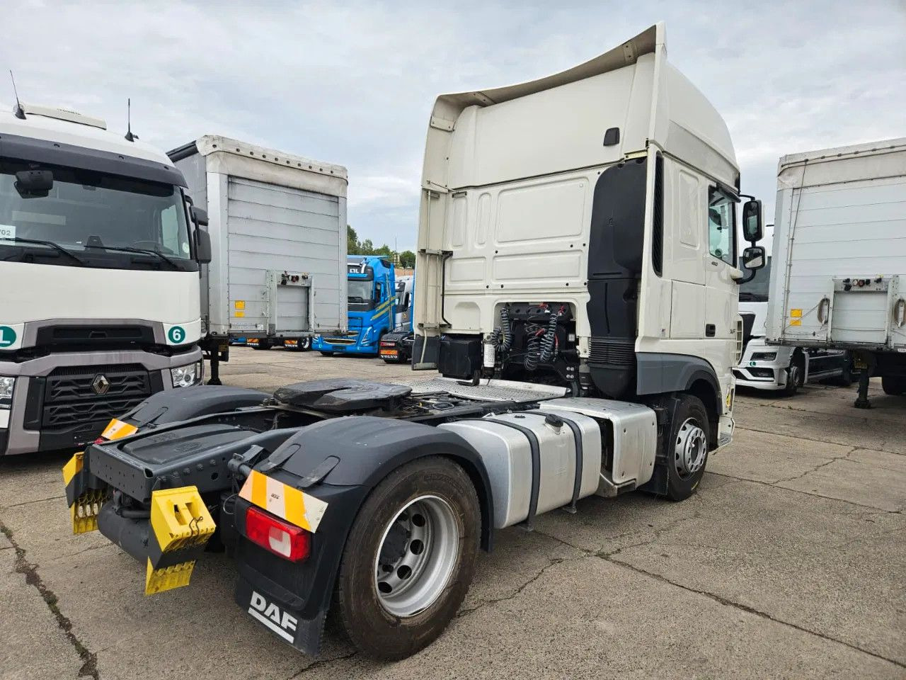 DAF XF 480 SSC Standard StandKlima - Sadulveok: pilt 3 DAF XF 480 SSC Standard StandKlima - Sadulveok: pilt 3