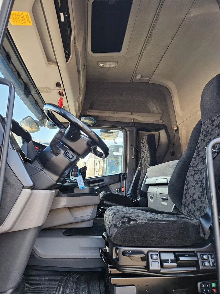 Scania R410 LNG, ADR, Big Navi, Camera - Sadulveok: pilt 5 Scania R410 LNG, ADR, Big Navi, Camera - Sadulveok: pilt 5