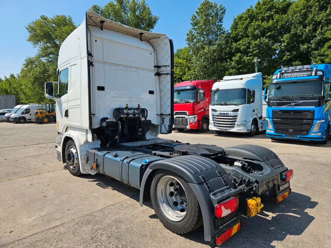 Scania R410 Mega, TopLine, StandKlima - Sadulveok: pilt 4 Scania R410 Mega, TopLine, StandKlima - Sadulveok: pilt 4