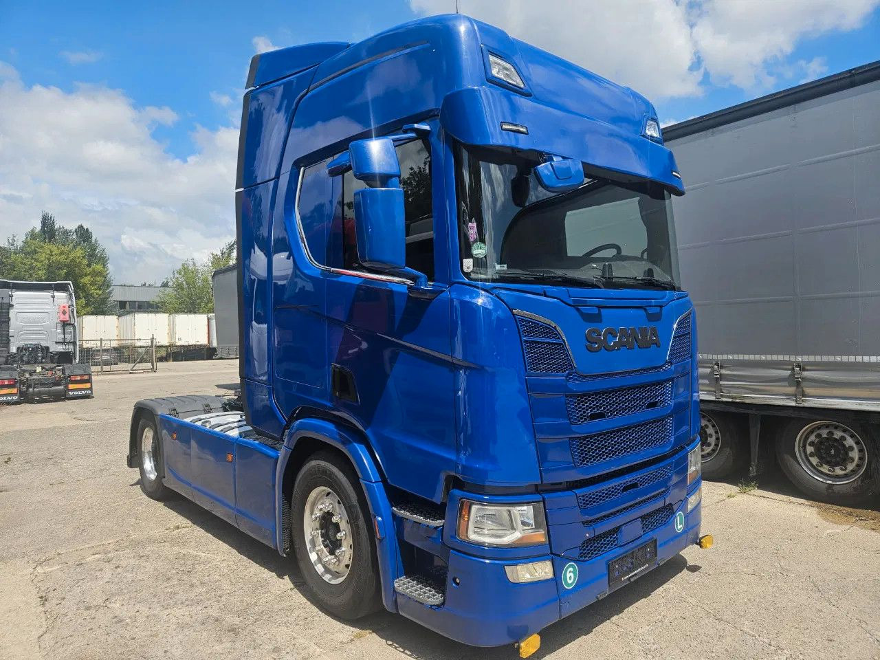 Scania R410 Standard - Full Spoiler - Retarder - Alloy - Sadulveok: pilt 2 Scania R410 Standard - Full Spoiler - Retarder - Alloy - Sadulveok: pilt 2