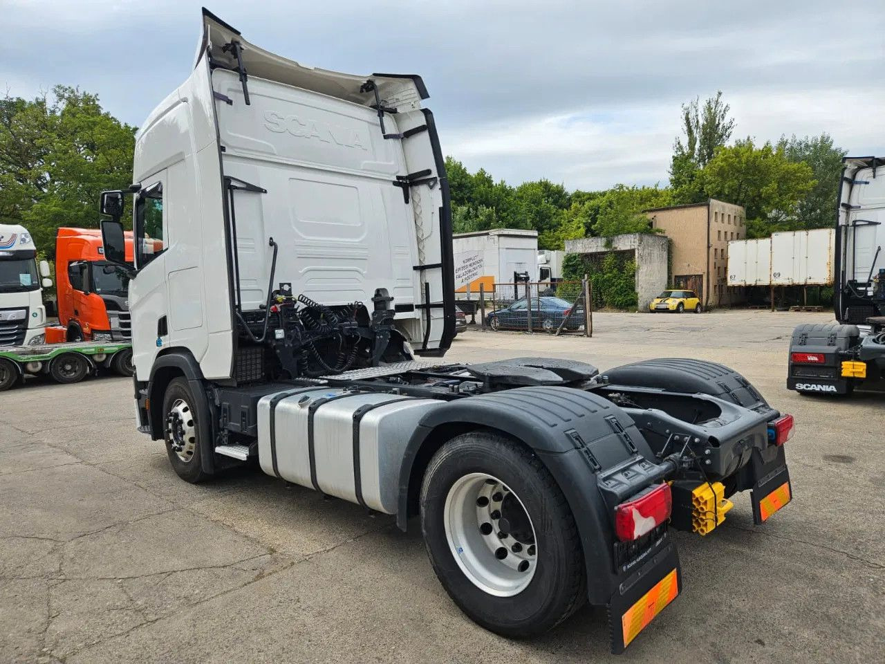 Scania R450 Alloy wheels, Stand Klima, Navi, 2 units - Sadulveok: pilt 5 Scania R450 Alloy wheels, Stand Klima, Navi, 2 units - Sadulveok: pilt 5