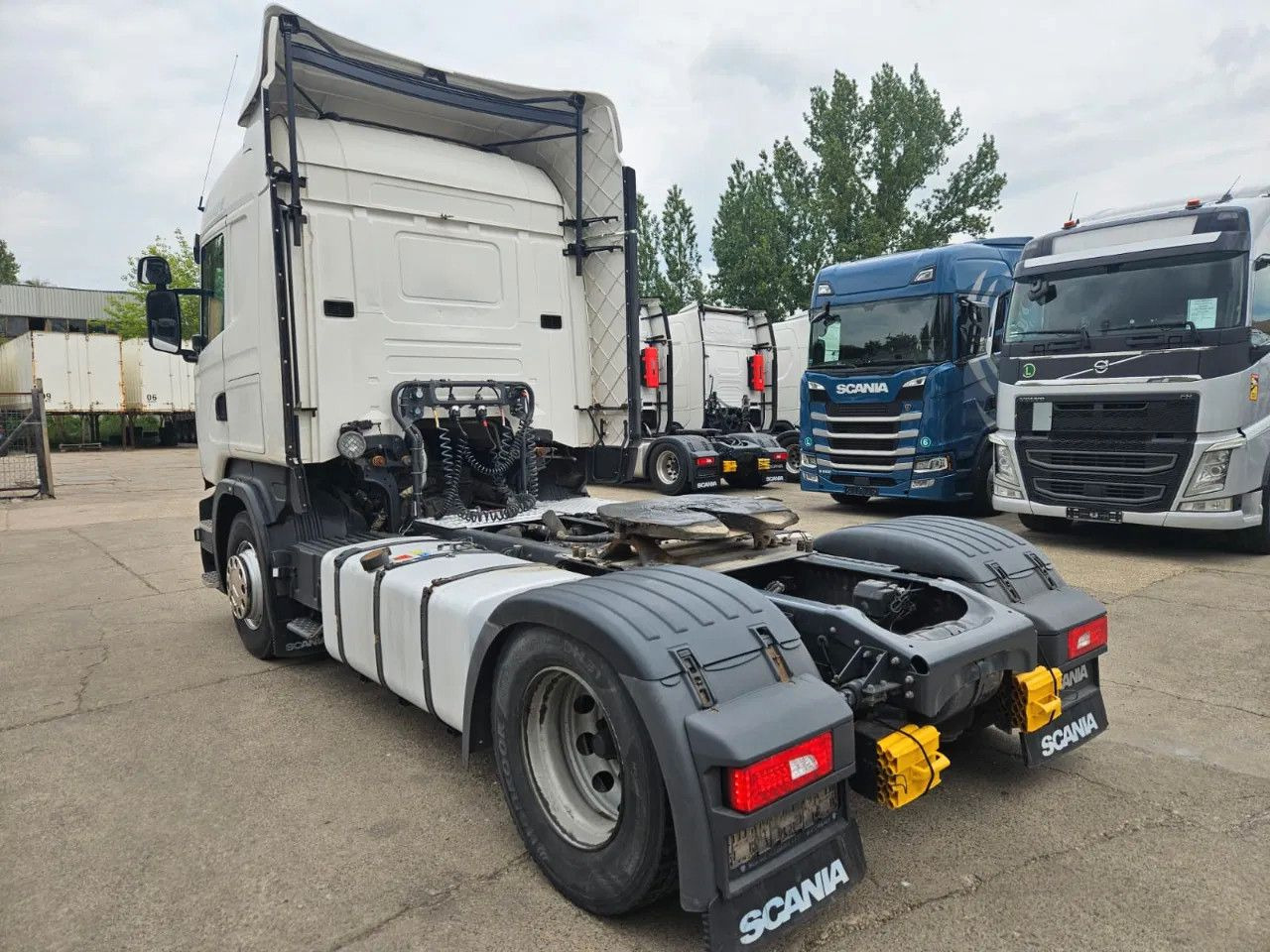 Scania R450 Hydraulics, HighLine, Standklima 2 units - Sadulveok: pilt 4 Scania R450 Hydraulics, HighLine, Standklima 2 units - Sadulveok: pilt 4