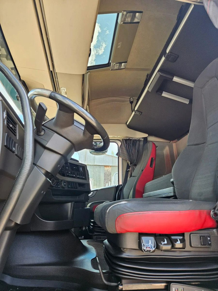 Volvo FH 500 Globe-Standard-Alloy W-ACC-DAS - Sadulveok: pilt 5 Volvo FH 500 Globe-Standard-Alloy W-ACC-DAS - Sadulveok: pilt 5