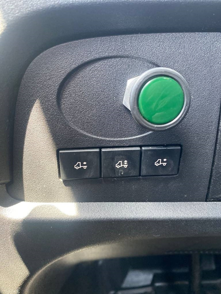 Tarbesõiduk furgoon Iveco Daily 35 C18: pilt 13
