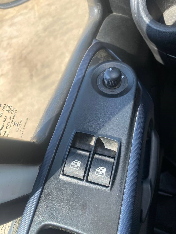 Tarbesõiduk furgoon Iveco Daily 35 C18: pilt 15