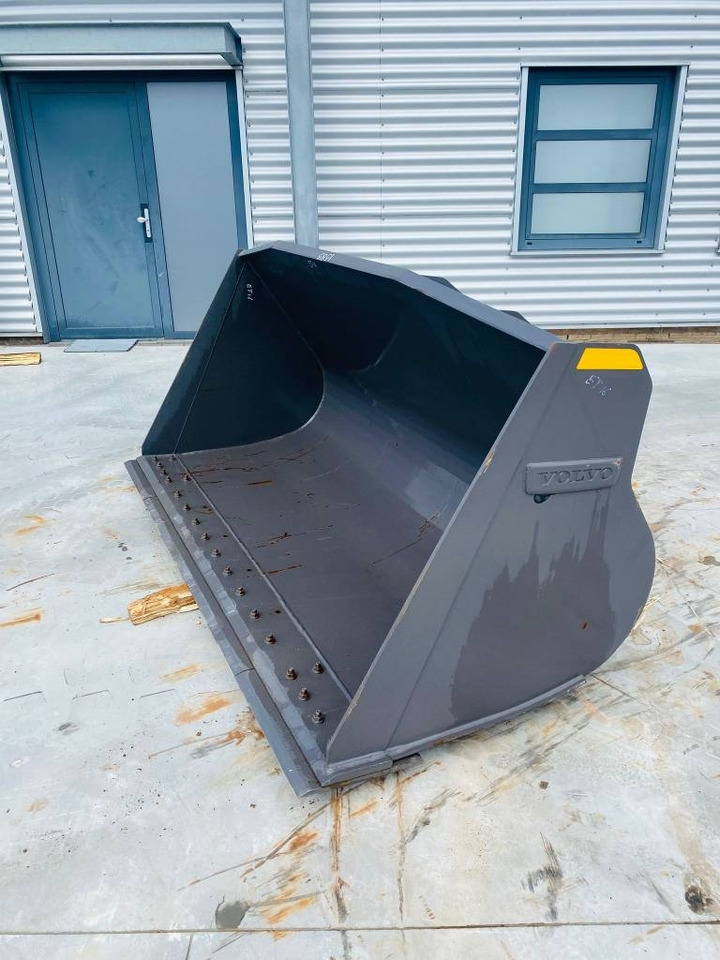 Volvo L 60 - Kopp - Ehitusmasinad: pilt 1 Volvo L 60 - Kopp - Ehitusmasinad: pilt 1