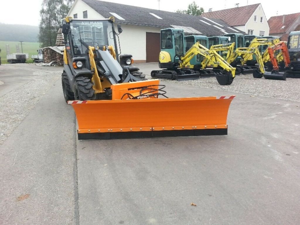 Kramer Schneeschild 2,6m 750, 5075, 850, 950, 1150 - Lumesahk - Kommunaal-/ Erisõiduk: pilt 1 Kramer Schneeschild 2,6m 750, 5075, 850, 950, 1150 - Lumesahk - Kommunaal-/ Erisõiduk: pilt 1