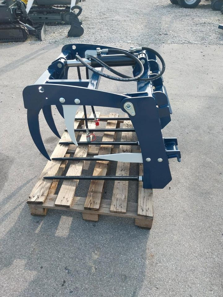 Krokodilgebiss mini Schäffer Greifschaufel Frontlader Hoflader - Siloseadmed: pilt 3 Krokodilgebiss mini Schäffer Greifschaufel Frontlader Hoflader - Siloseadmed: pilt 3