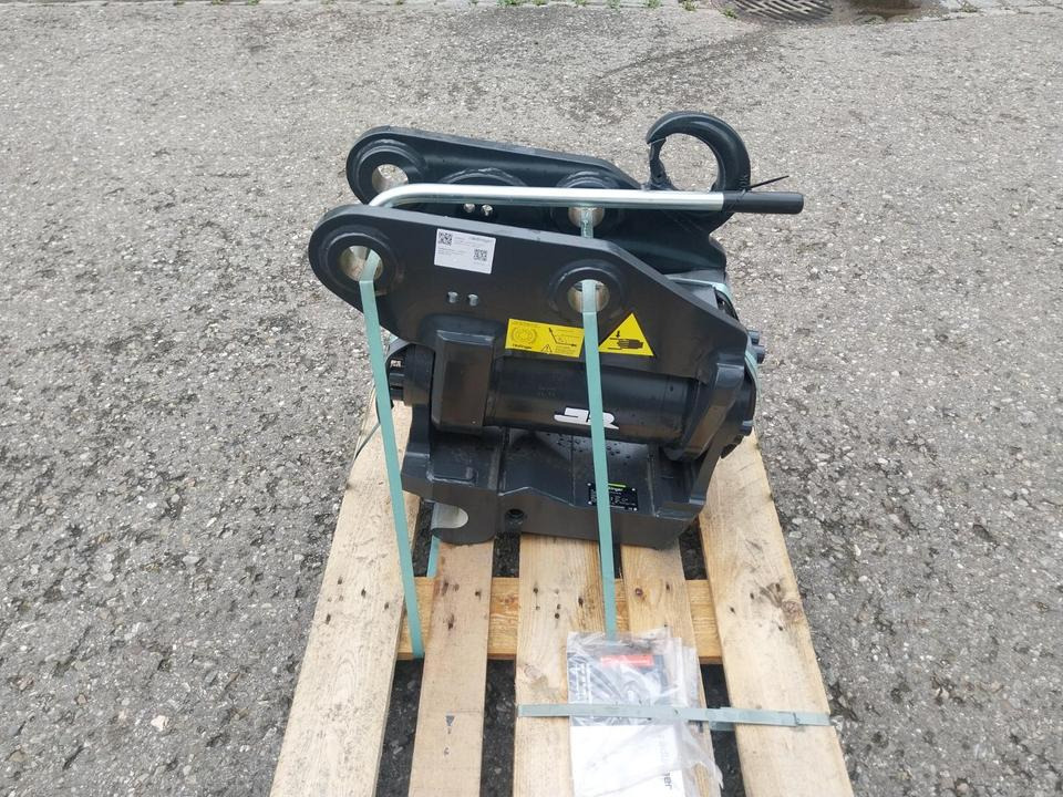 Rädlinger Tilt 8-12 t Powertilt Minibagger MS 08 Zeppelin Neuson - Kallutav pöördpea - Miniekskavaator: pilt 1 Rädlinger Tilt 8-12 t Powertilt Minibagger MS 08 Zeppelin Neuson - Kallutav pöördpea - Miniekskavaator: pilt 1