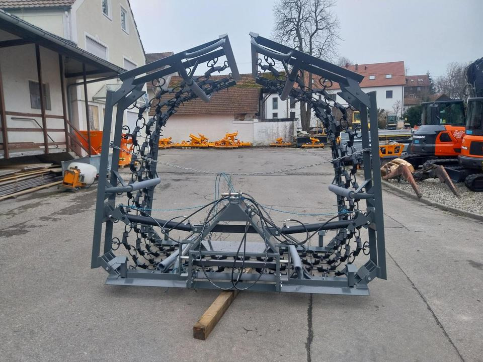 Wiesenegge 6 - 8m Wiesenstriegel Wiesenschleppe Schlepper - Kettäke: pilt 1 Wiesenegge 6 - 8m Wiesenstriegel Wiesenschleppe Schlepper - Kettäke: pilt 1