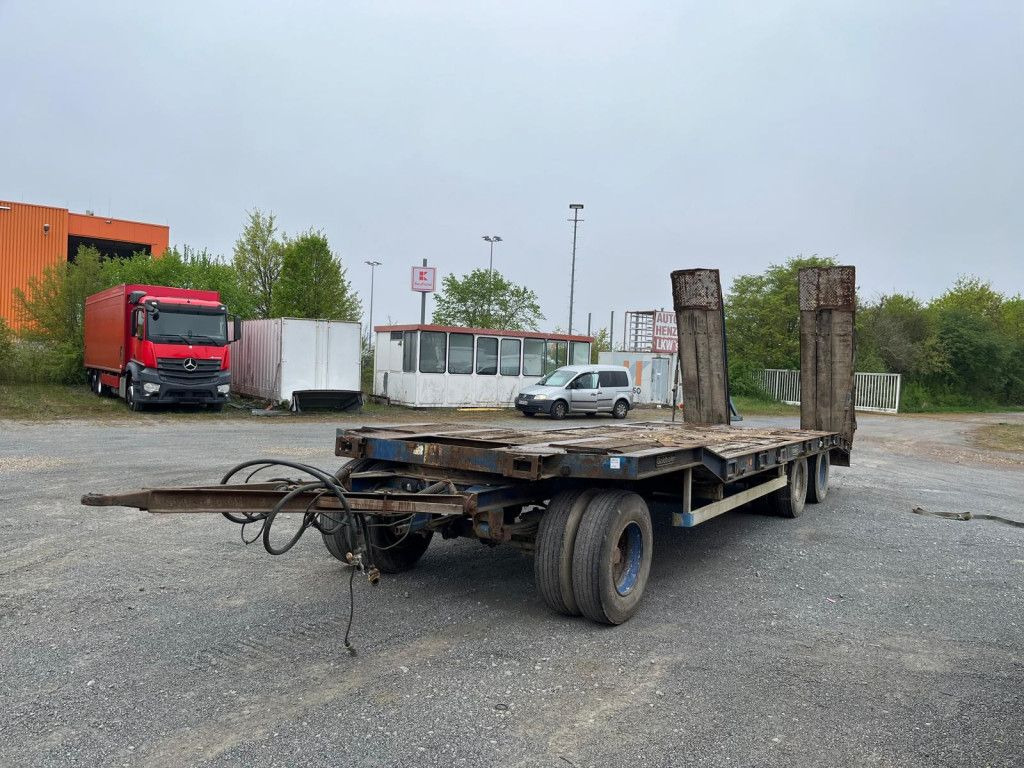 Goldhofer Tieflader TU 3-24/80 Tiefladeranhänger Rampen - Madal platvorm järelhaagis: pilt 1 Goldhofer Tieflader TU 3-24/80 Tiefladeranhänger Rampen - Madal platvorm järelhaagis: pilt 1