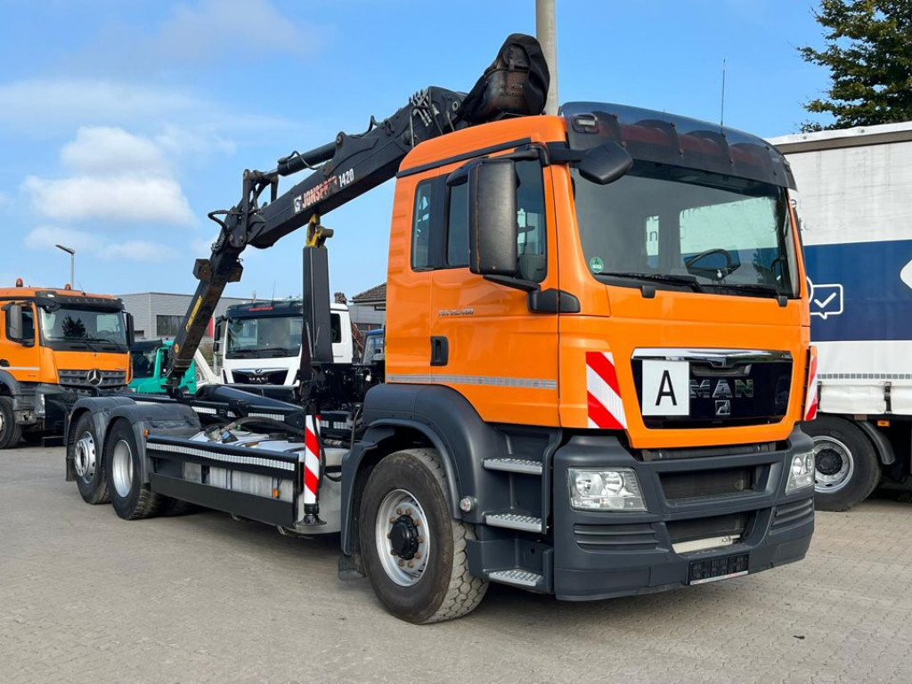 MAN TG-S 26.400 6x4H-2 BL Abrollkipper mit Kran Lift Lenk - Konkstõstukiga veoauto, Kraanaga veoauto: pilt 5 MAN TG-S 26.400 6x4H-2 BL Abrollkipper mit Kran Lift Lenk - Konkstõstukiga veoauto, Kraanaga veoauto: pilt 5