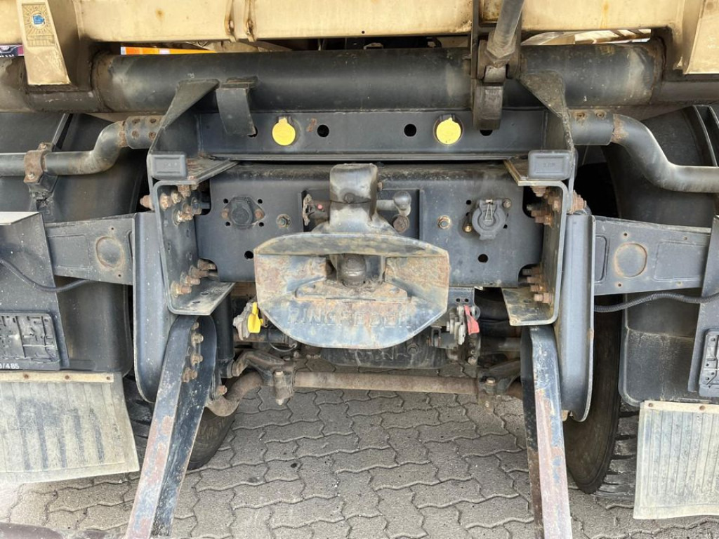 MAN TG-S 26.440 6x4 BB 3-Achs Kipper Schalter - Kallurauto: pilt 4 MAN TG-S 26.440 6x4 BB 3-Achs Kipper Schalter - Kallurauto: pilt 4