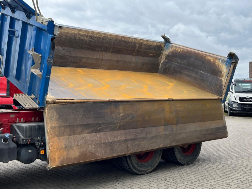 MAN TG-S 26.500 6x6 BB 3-Achs Allradkipper Bordmatik - Kallurauto: pilt 4 MAN TG-S 26.500 6x6 BB 3-Achs Allradkipper Bordmatik - Kallurauto: pilt 4