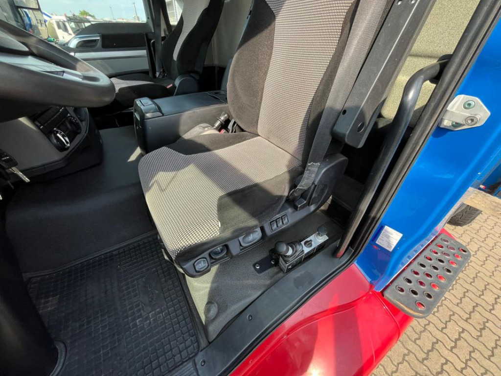 MAN TG-S 26.500 6x6 BB 3-Achs Allradkipper Bordmatik - Kallurauto: pilt 5 MAN TG-S 26.500 6x6 BB 3-Achs Allradkipper Bordmatik - Kallurauto: pilt 5