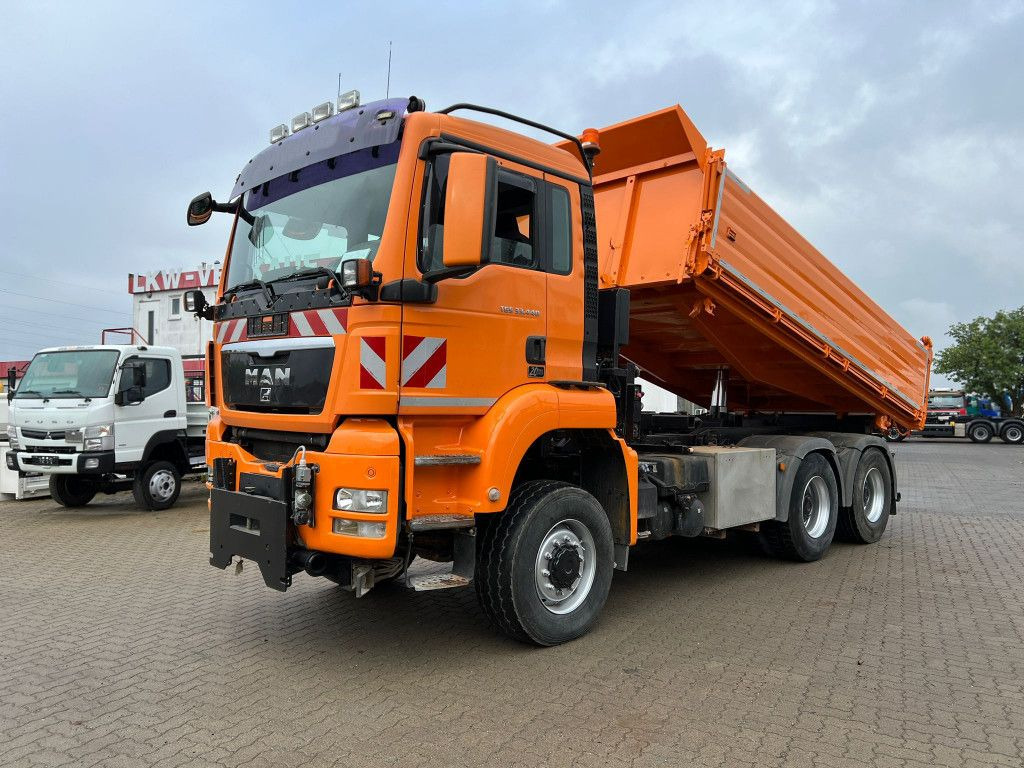 MAN TG-S 33.440 AK 6x6 3-Achs Allradkipper - Kallurauto: pilt 1 MAN TG-S 33.440 AK 6x6 3-Achs Allradkipper - Kallurauto: pilt 1