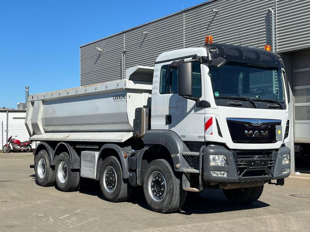 MAN TG-S 35.400 8x6H 4 Achs Muldenkipper Carnehl - Kallurauto: pilt 2 MAN TG-S 35.400 8x6H 4 Achs Muldenkipper Carnehl - Kallurauto: pilt 2
