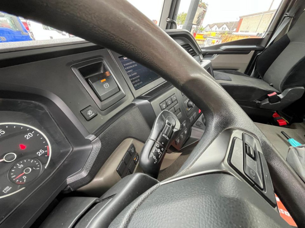 Kallurauto MAN TG-S 37.470 8x4 4-Achs Kipper Meiller Bordmatik: pilt 13