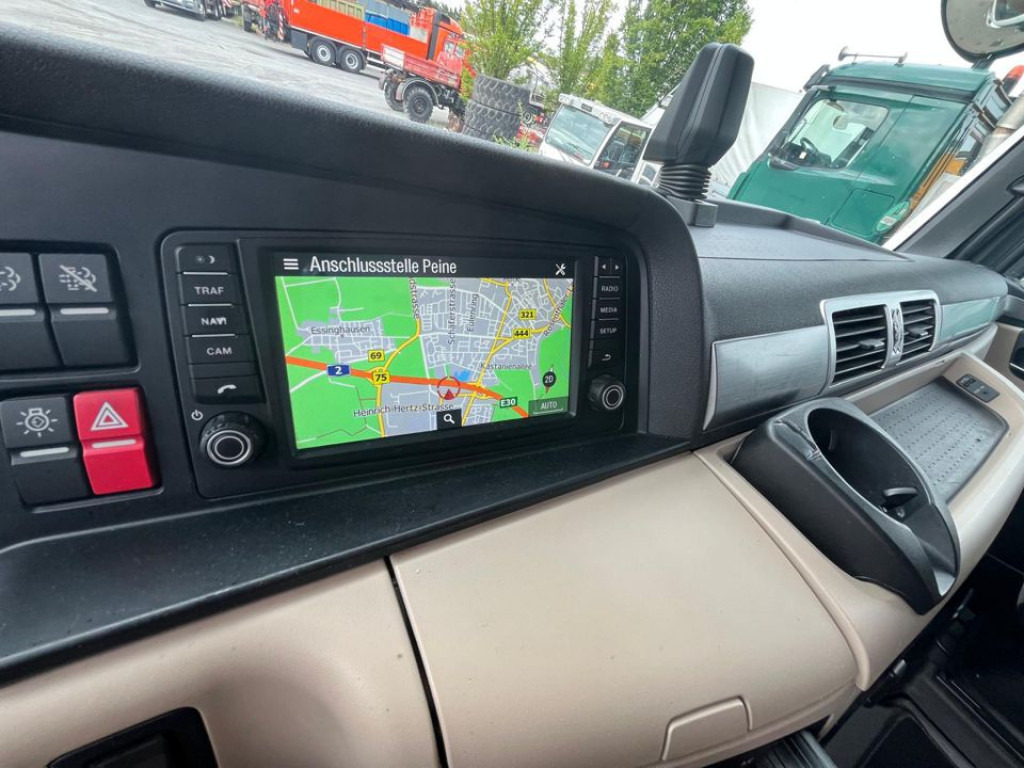 MAN TG-X 26.460 6x2-2 BL Pritsche Kran PK 24.001 Funk Lenk - Madelveok/ Platvormveok, Kraanaga veoauto: pilt 2 MAN TG-X 26.460 6x2-2 BL Pritsche Kran PK 24.001 Funk Lenk - Madelveok/ Platvormveok, Kraanaga veoauto: pilt 2