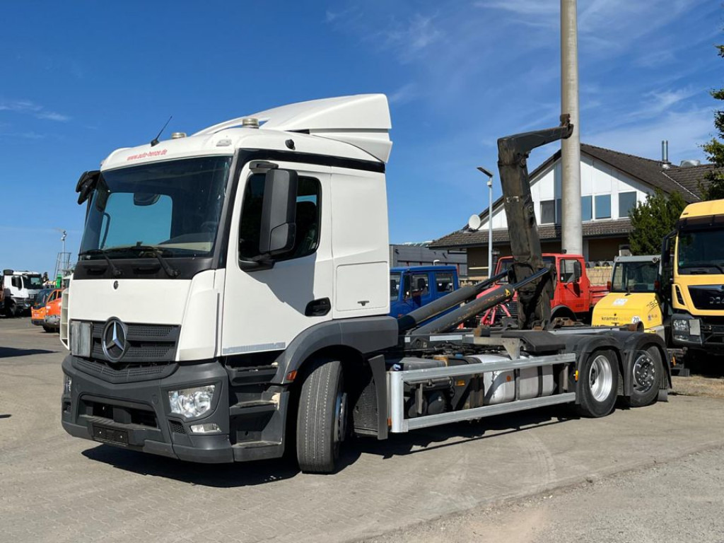 MERCEDES-BENZ Actros 2543 L 6x2 Abrollkipper MeillerLenk Lift - Konkstõstukiga veoauto: pilt 1 MERCEDES-BENZ Actros 2543 L 6x2 Abrollkipper MeillerLenk Lift - Konkstõstukiga veoauto: pilt 1