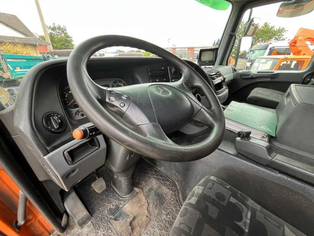 Vaakumveok MERCEDES-BENZ Actros 2644 L 6x4 Saug + Spülwagen Kombi Saug+Spül super Zustand: pilt 11 Vaakumveok MERCEDES-BENZ Actros 2644 L 6x4 Saug + Spülwagen Kombi Saug+Spül super Zustand: pilt 11