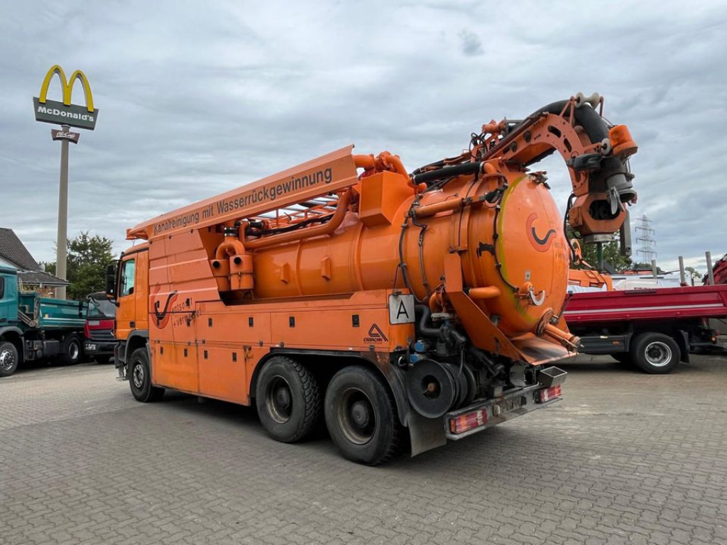 Vaakumveok MERCEDES-BENZ Actros 2644 L 6x4 Saug + Spülwagen Kombi Saug+Spül super Zustand: pilt 9 Vaakumveok MERCEDES-BENZ Actros 2644 L 6x4 Saug + Spülwagen Kombi Saug+Spül super Zustand: pilt 9