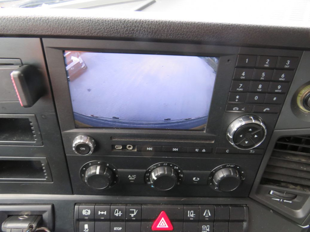 MERCEDES-BENZ Antos 1830 L nR 4x2 Standardkoffer LBW LBW 2to+Funk - Kasti veoauto: pilt 3 MERCEDES-BENZ Antos 1830 L nR 4x2 Standardkoffer LBW LBW 2to+Funk - Kasti veoauto: pilt 3