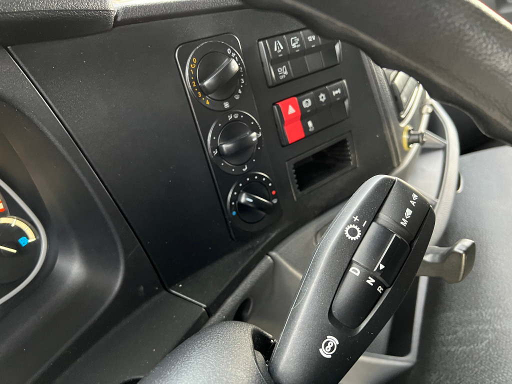 MERCEDES-BENZ Atego 1527 L Pritsche LBW LBW 1.5 to - Tent veoauto: pilt 2 MERCEDES-BENZ Atego 1527 L Pritsche LBW LBW 1.5 to - Tent veoauto: pilt 2