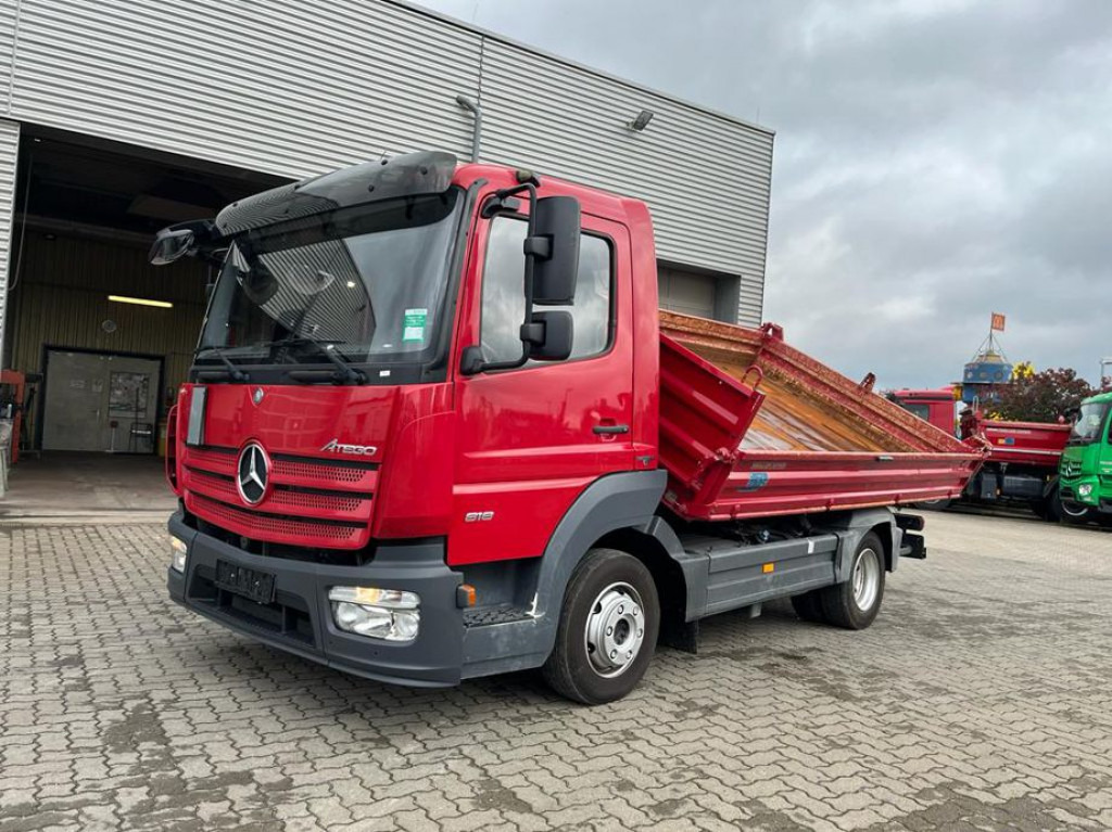 MERCEDES-BENZ Atego 818 K 2-Achs Kipper Meiller - Tarbesõiduk kallur: pilt 1 MERCEDES-BENZ Atego 818 K 2-Achs Kipper Meiller - Tarbesõiduk kallur: pilt 1