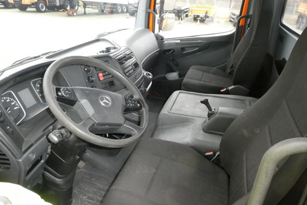 MERCEDES-BENZ Atego 818 K 2-Achs Kipper Schalter - Tarbesõiduk kallur: pilt 4 MERCEDES-BENZ Atego 818 K 2-Achs Kipper Schalter - Tarbesõiduk kallur: pilt 4