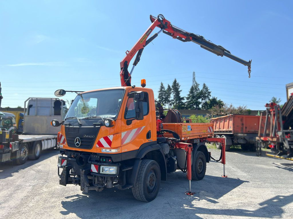 MERCEDES-BENZ Unimog U20 2-Achs Allradkipper Kran Palfinger Kran - Kallurauto, Kraanaga veoauto: pilt 1 MERCEDES-BENZ Unimog U20 2-Achs Allradkipper Kran Palfinger Kran - Kallurauto, Kraanaga veoauto: pilt 1