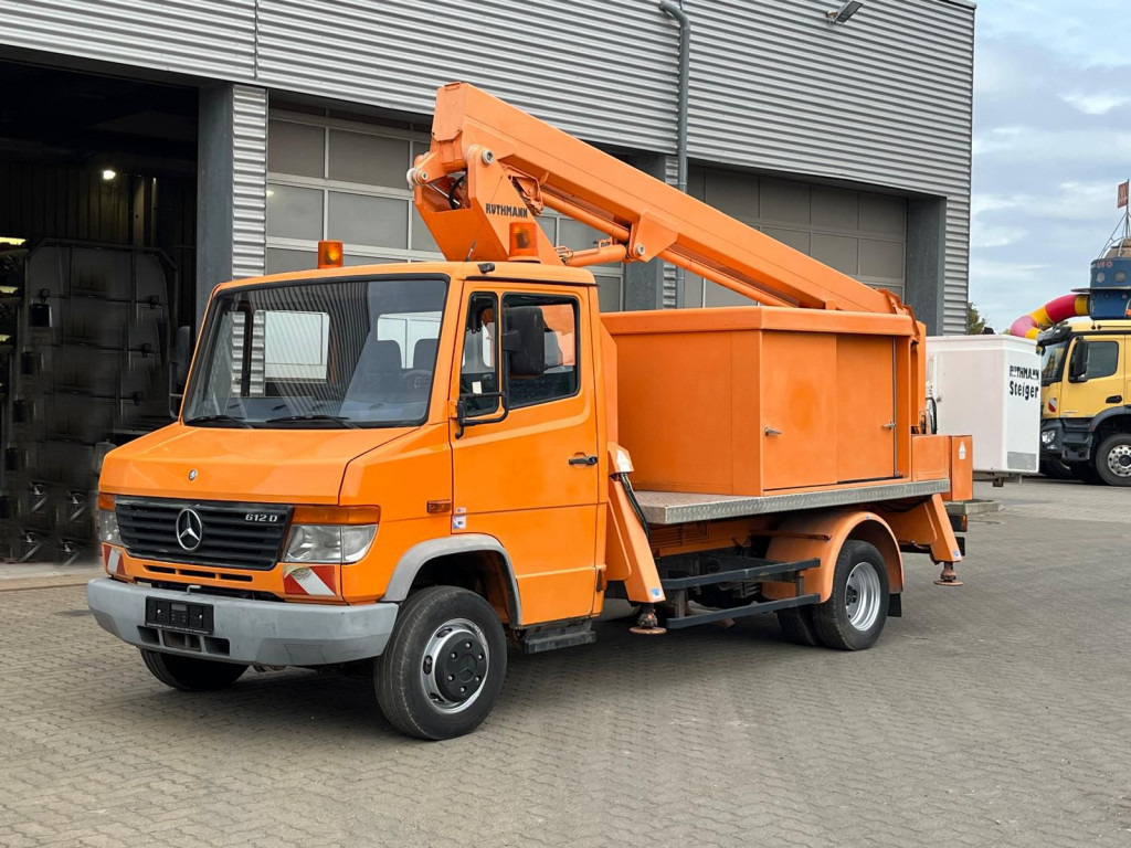 MERCEDES-BENZ Vario 612 D Hubarbeitsbühne Arbeitshöhe 18m - Veoautolt tõusev platvorm: pilt 1 MERCEDES-BENZ Vario 612 D Hubarbeitsbühne Arbeitshöhe 18m - Veoautolt tõusev platvorm: pilt 1