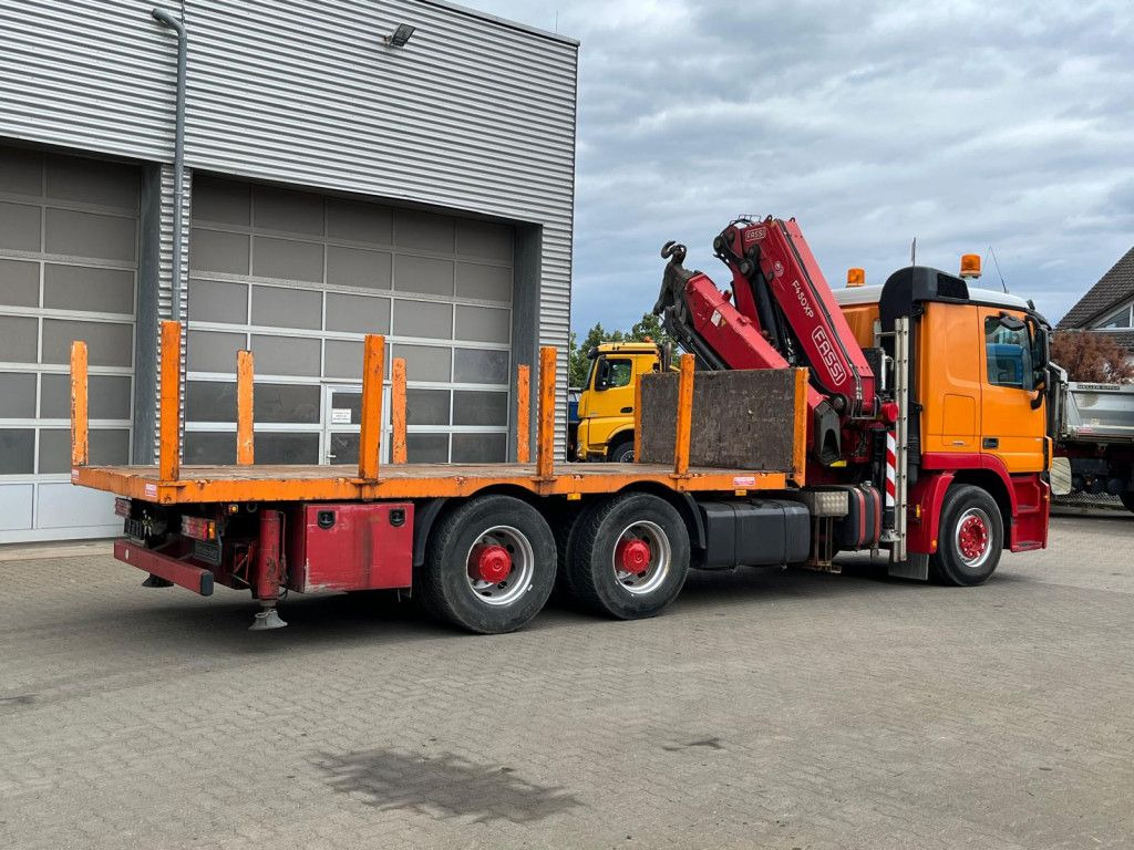 Mercedes-Benz Actros 2646 L 6x4 Pritsche Kran Fassi 450 45m/t Mercedes-Benz Actros 2646 L 6x4 Pritsche Kran Fassi 450 45m/t - Madelveok/ Platvormveok, Kraanaga veoauto: pilt 5 Mercedes-Benz Actros 2646 L 6x4 Pritsche Kran Fassi 450 45m/t Mercedes-Benz Actros 2646 L 6x4 Pritsche Kran Fassi 450 45m/t - Madelveok/ Platvormveok, Kraanaga veoauto: pilt 5