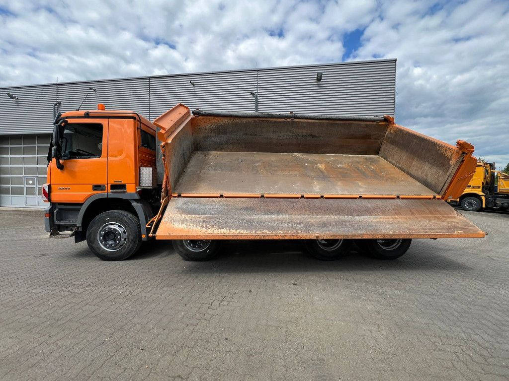 Mercedes-Benz Actros 3241 K 8x4 4-Achs Kipper Meiller Deutsch - Kallurauto: pilt 5 Mercedes-Benz Actros 3241 K 8x4 4-Achs Kipper Meiller Deutsch - Kallurauto: pilt 5