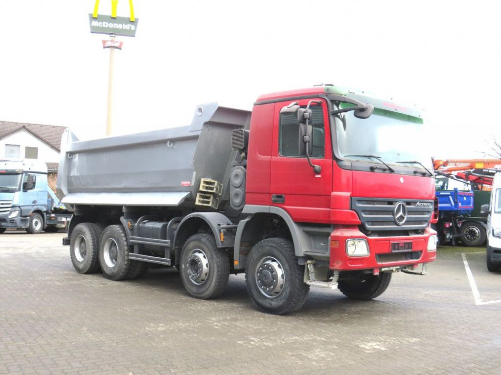 Mercedes-Benz Actros 4141 8x6 4 Achs Muldenkipper Kupplung, 1. - Kallurauto: pilt 2 Mercedes-Benz Actros 4141 8x6 4 Achs Muldenkipper Kupplung, 1. - Kallurauto: pilt 2