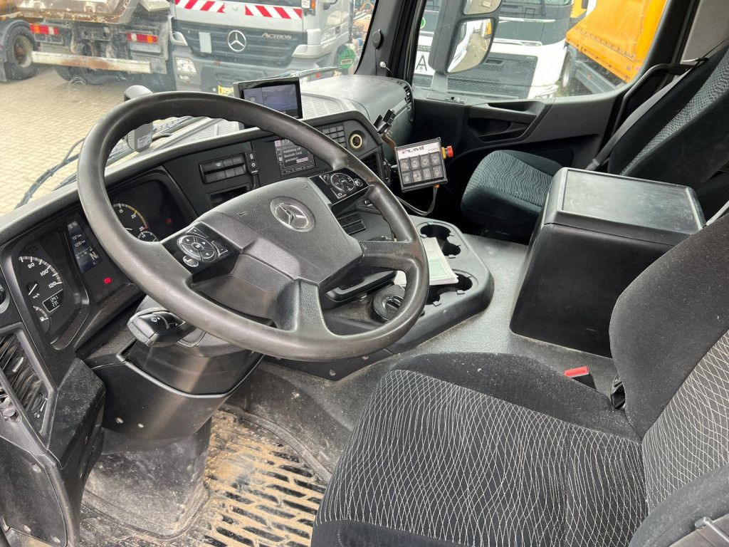 Mercedes-Benz Arocs 3240 B 8x4 Betonmischer Deutsch Top AP Ach - Autobetoonisegisti: pilt 5 Mercedes-Benz Arocs 3240 B 8x4 Betonmischer Deutsch Top AP Ach - Autobetoonisegisti: pilt 5