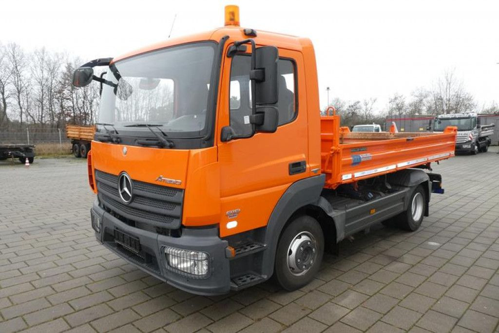 Mercedes-Benz Atego 818 K 2-Achs Kipper Schalter - Tarbesõiduk kallur: pilt 3 Mercedes-Benz Atego 818 K 2-Achs Kipper Schalter - Tarbesõiduk kallur: pilt 3