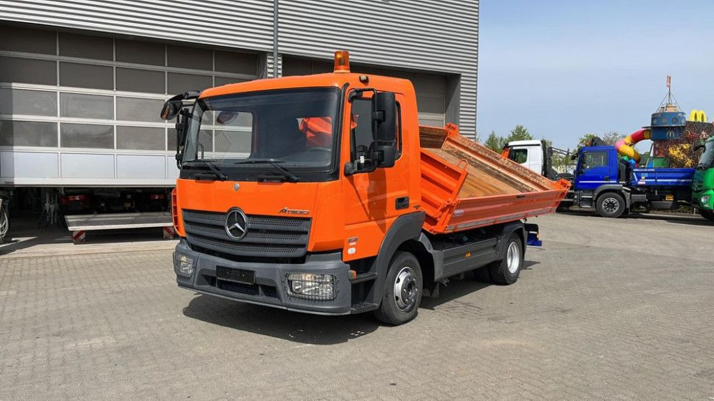 Mercedes-Benz Atego 818 K 2-Achs Kipper Schalter - Kallurauto: pilt 1 Mercedes-Benz Atego 818 K 2-Achs Kipper Schalter - Kallurauto: pilt 1