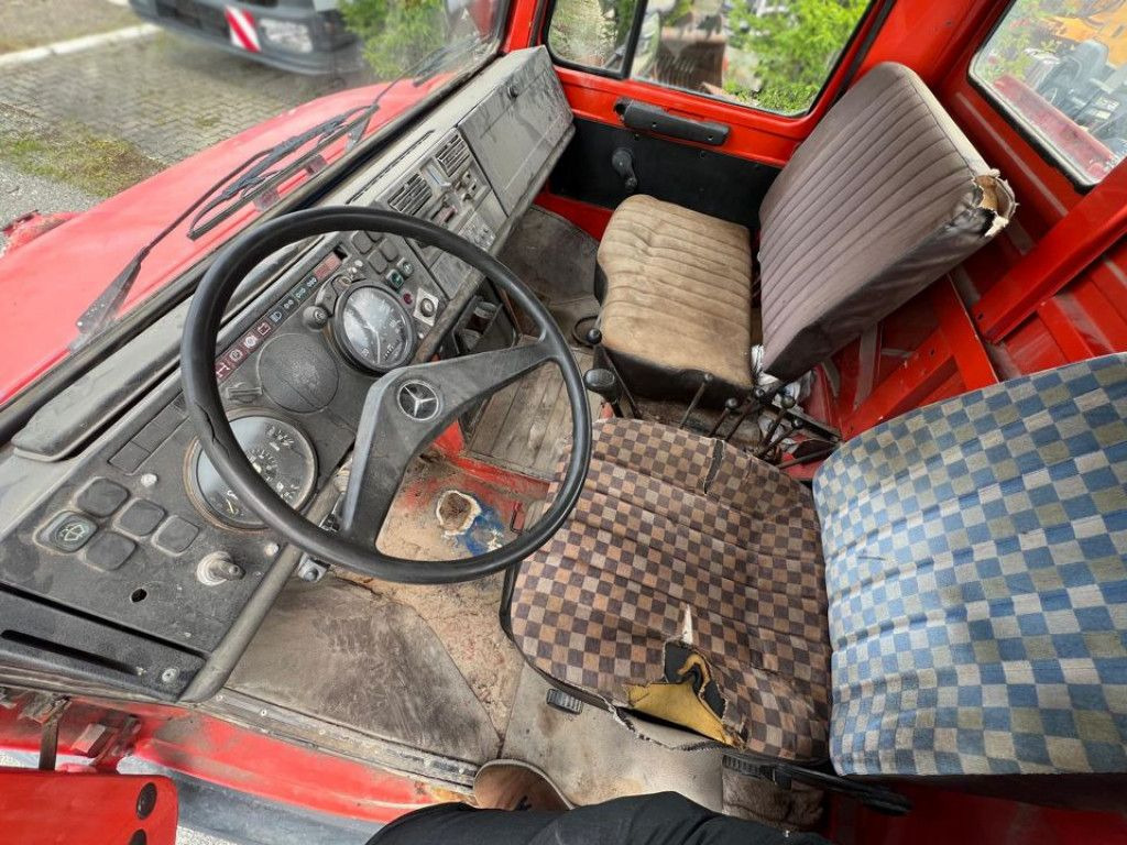 Mercedes-Benz Unimog U 424 2-Achs Allradkipper Front+Heckhydra - Kallurauto: pilt 5 Mercedes-Benz Unimog U 424 2-Achs Allradkipper Front+Heckhydra - Kallurauto: pilt 5