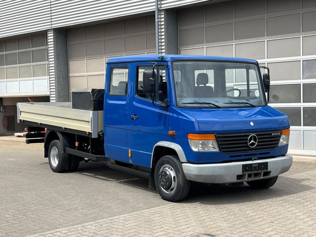 Mercedes-Benz Vario 614 D Pritsche Doppelkabine LKW Motor 4.3 - Madelauto, Meeskonnaauto: pilt 2 Mercedes-Benz Vario 614 D Pritsche Doppelkabine LKW Motor 4.3 - Madelauto, Meeskonnaauto: pilt 2