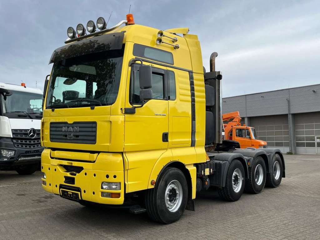 MAN TG-A 41.660 8x4 4 BBS SZM Schwerlast 250 to WSK - Sadulveok: pilt 1 MAN TG-A 41.660 8x4 4 BBS SZM Schwerlast 250 to WSK - Sadulveok: pilt 1