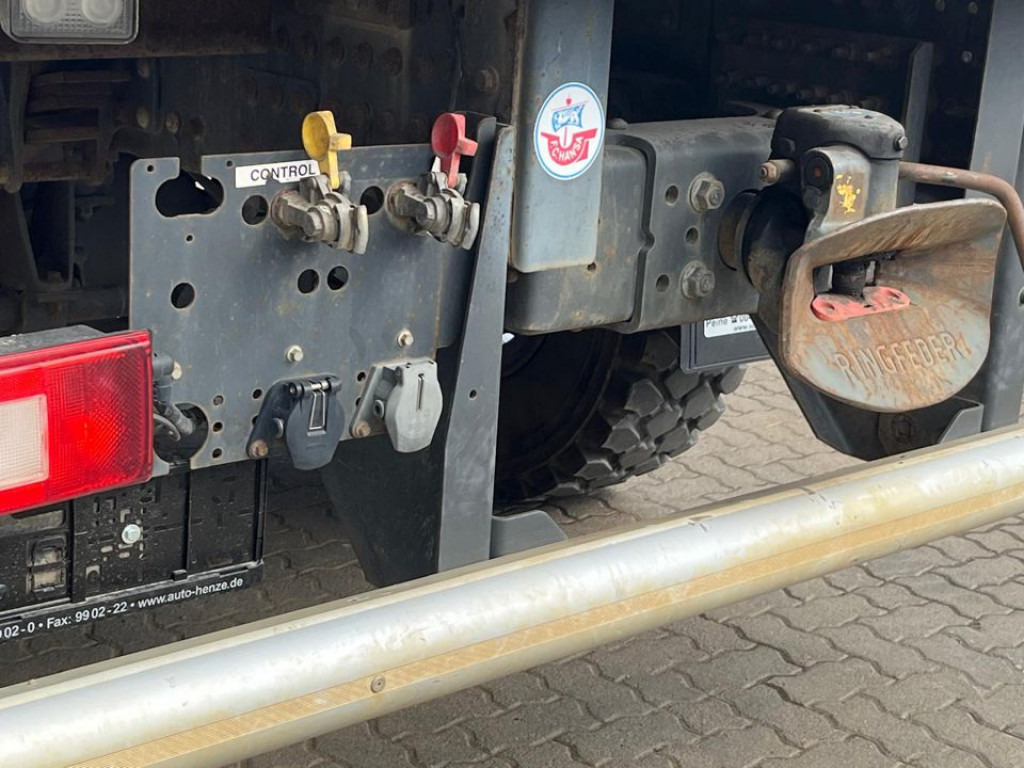 VOLVO (S) Truck FM 330 4x4 Pritsche Kran Singelreifen Funkfernbedienung - Madelveok/ Platvormveok, Kraanaga veoauto: pilt 5 VOLVO (S) Truck FM 330 4x4 Pritsche Kran Singelreifen Funkfernbedienung - Madelveok/ Platvormveok, Kraanaga veoauto: pilt 5