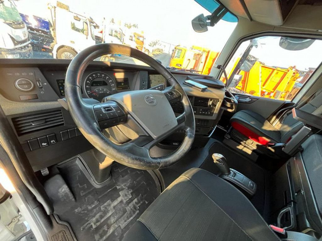Volvo FH 500 6x2 Abrollkipper Funkfernbedienung - Konkstõstukiga veoauto: pilt 5 Volvo FH 500 6x2 Abrollkipper Funkfernbedienung - Konkstõstukiga veoauto: pilt 5