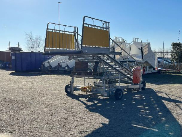 Maintenance Stairs SPS OT-14 - Reisijate trepp: pilt 3 Maintenance Stairs SPS OT-14 - Reisijate trepp: pilt 3