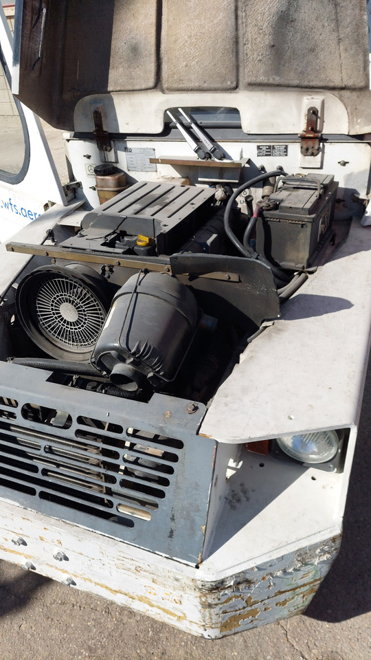 TLD TMX-30 tractor - Pagasiveok: pilt 3 TLD TMX-30 tractor - Pagasiveok: pilt 3