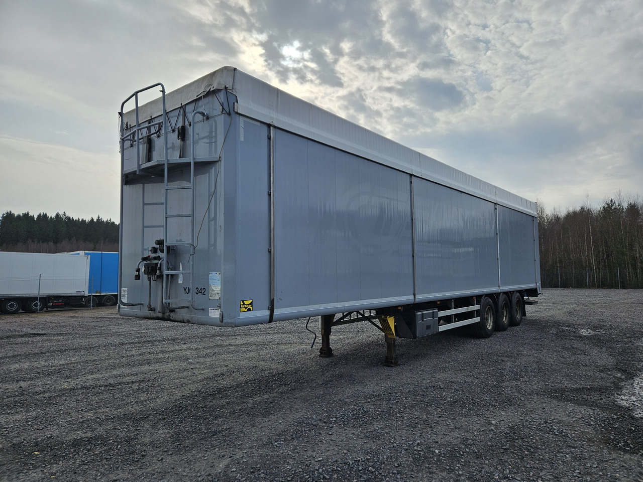 KRAKER MOVING FLOOR FIXED WITH LIFT - Kõndimisalaga poolhaagised: pilt 2 KRAKER MOVING FLOOR FIXED WITH LIFT - Kõndimisalaga poolhaagised: pilt 2